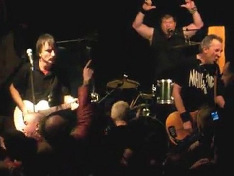 MENACE live at la Miroiterie Paris (France) 17/01/2010