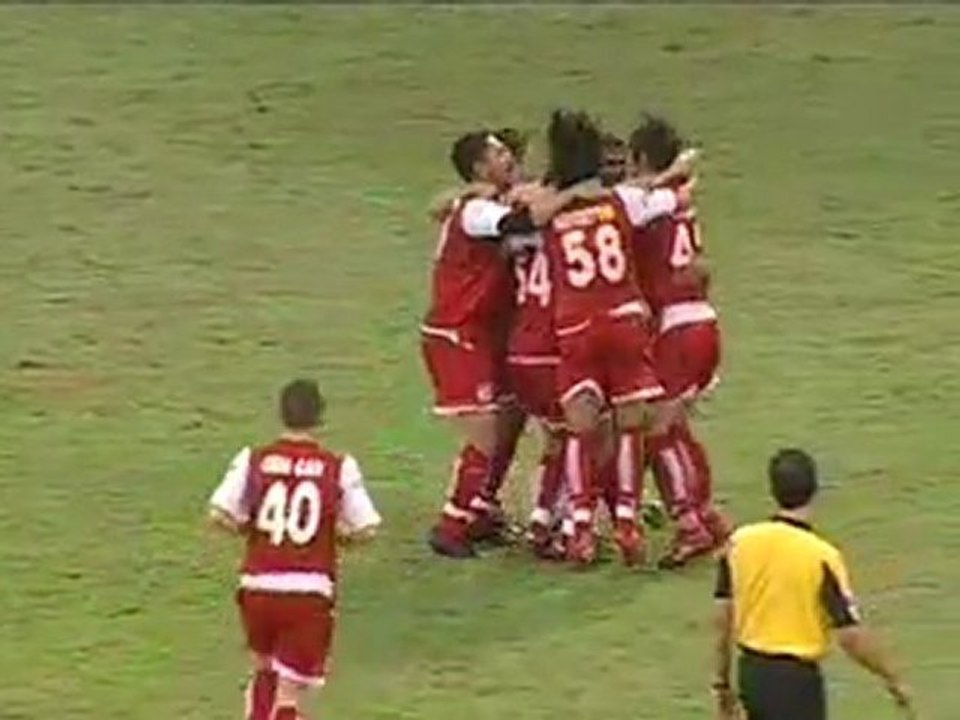 Sivassporumuzun eski Hollandali Futbolcusu Nordin Wooter'in Bursa'ya attığı gol 24 Eylül 2006