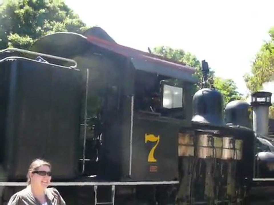 2010  STEAM TRAINS TO BEAR MOUNTAIN 060