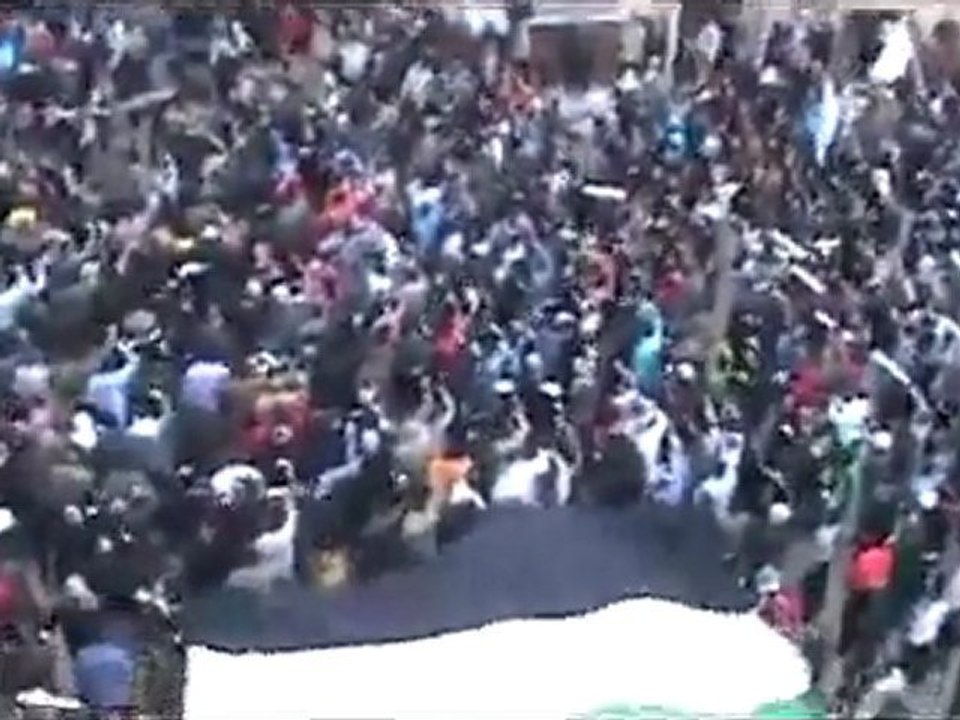 فري برس حمص حي الخالدية   جمعة تسليح الجيش الحر الشعب يريد تسليح الجيش الحر 2 3 2012