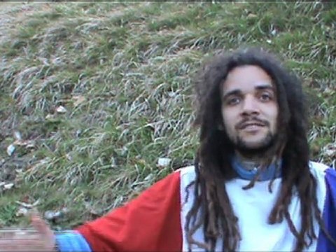 Whitney Houston assassinée par les satanistes illuminatis selon Rasta Président