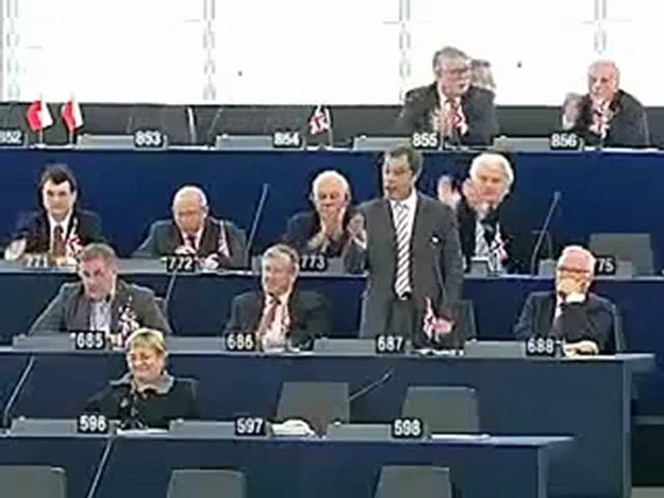 Nigel Farage vs Angela Merkel - Deutsch