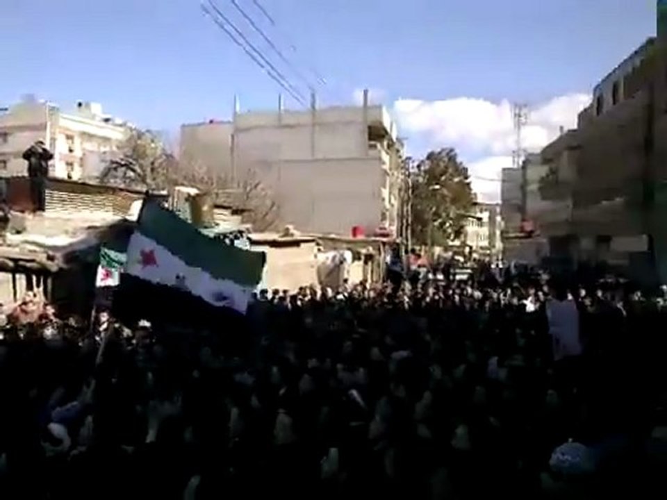 فري برس عربين المنكوبة   جمعة تسليح الجيش الحر  مظاهرة حاشدة في المدينة رغم الحصار الأمني الخانق 2 3 2012 ج1