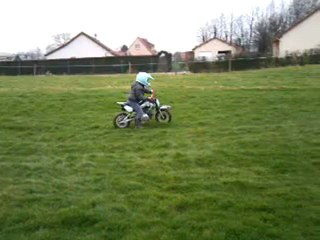 MATHIS AVEC SA MOTO