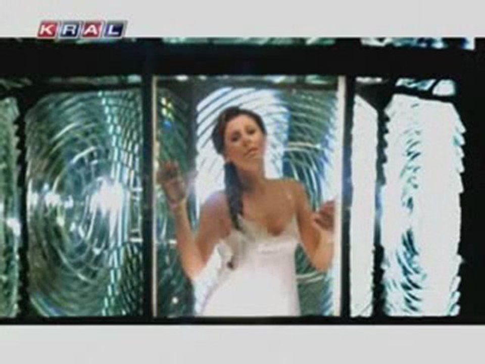 Funda  ARAR  "CAMDAN  KALP "