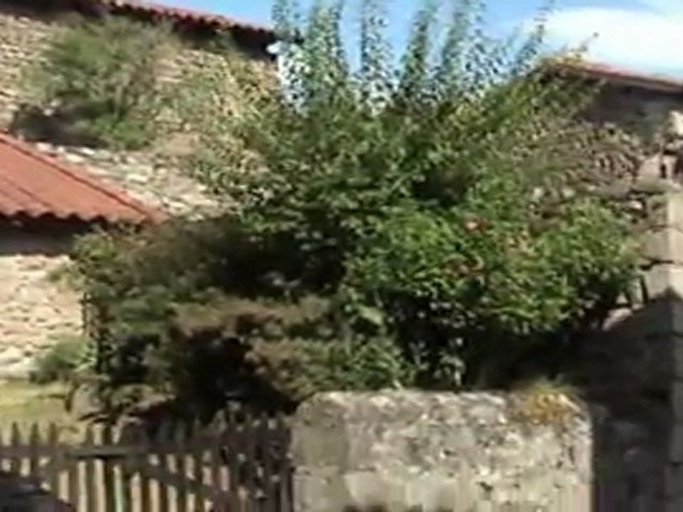 New01.mpg10 Aout    CHALENCON    AUVERGNE     2009