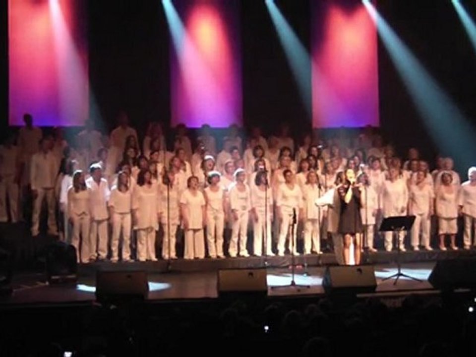 16 GVS et Chimène Badi - "En équilibre" (live)