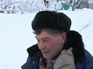 Russian villagers prepare for election