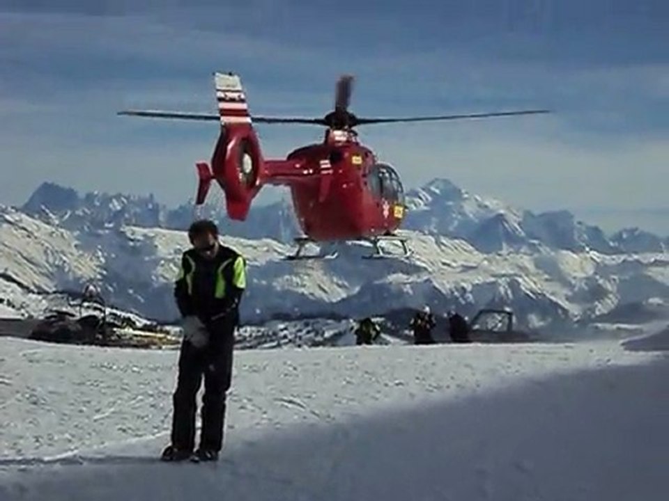 hélico inter primaire mont chéry (les gets 74)