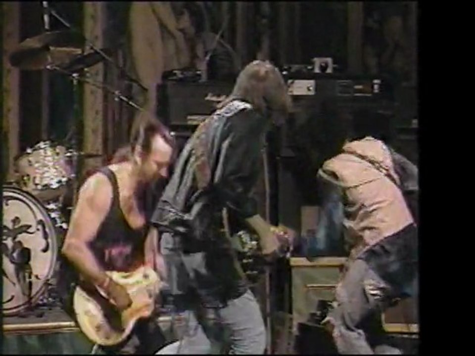 Neil Young - 01 - Rockin' in the Free World - 1989