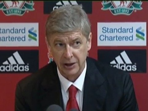 Arsenal - Van Persie ridà il sorriso a Wenger