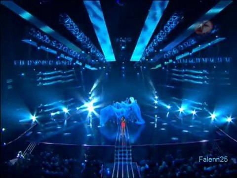 Sandra Echeverria canta en Premios Tv y Novelas 2012