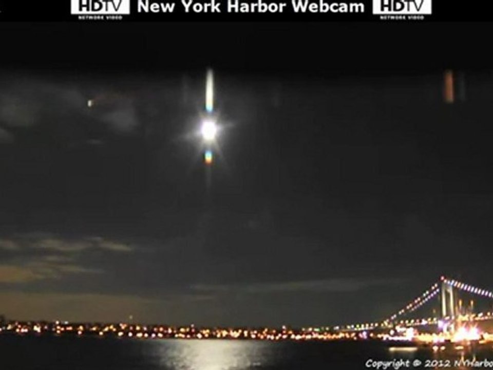 UFO .New York.webcam.11.01.2012