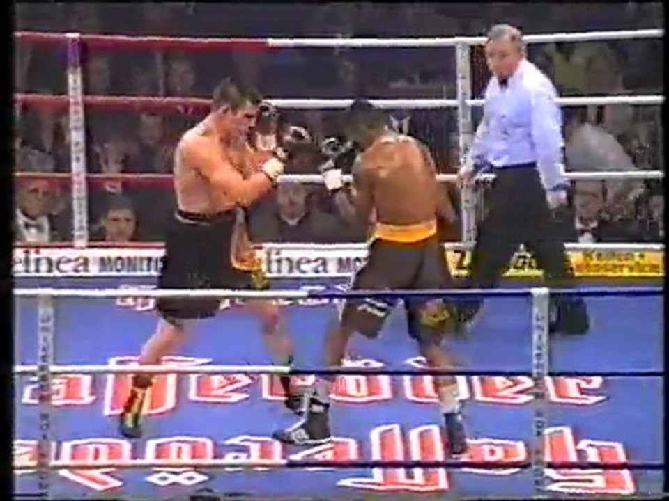 Dariusz Michalczewski vs. Drake Thadzi