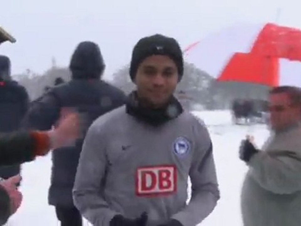 Rehagel gewinnt gegen Bremen