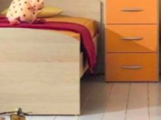 Cameretta con doppio letto completa con reti a doghe di faggio modello Orizzonte.