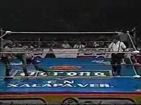 Rey Mysterio Jr & Rey Mysterio Sr. vs Juventud Guerrera & Fuerza Guerrera