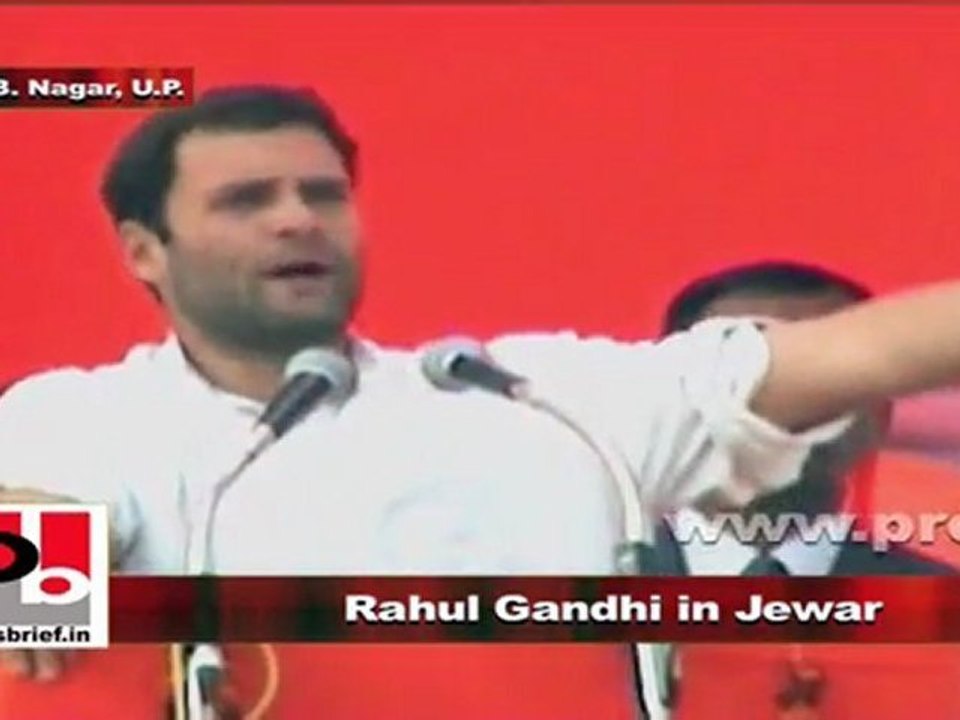 Rahul Gandhi in Jewar talks about assault on farmers in Tappal, Bhatta-Parsaul
