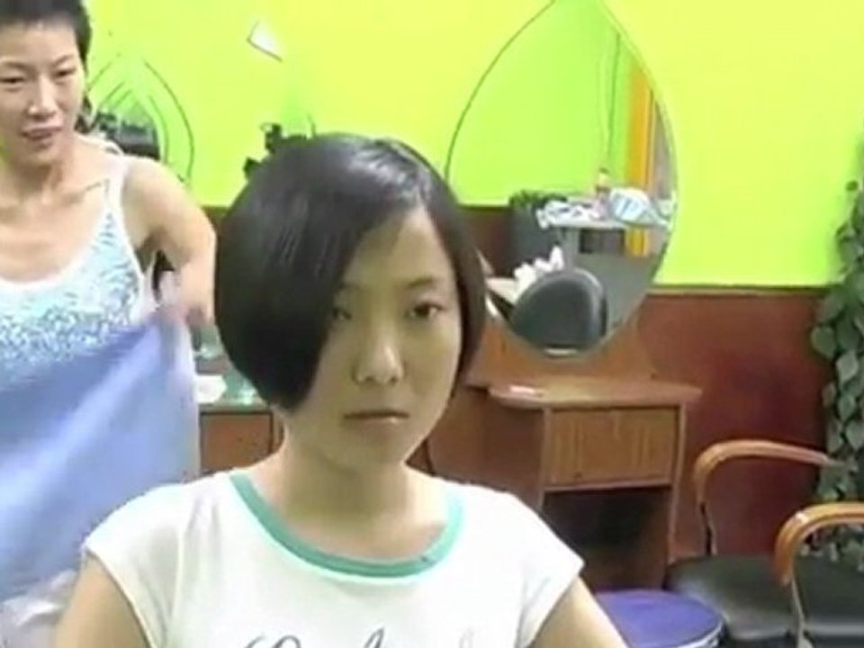 Inverted bob chinese lady