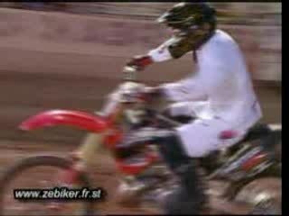 Superman a moto Raté