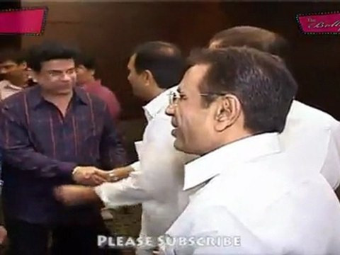 genelia d'souza & Ritesh Deshmukh Cuts The Cake @ Tere Naal Love Ho Gya