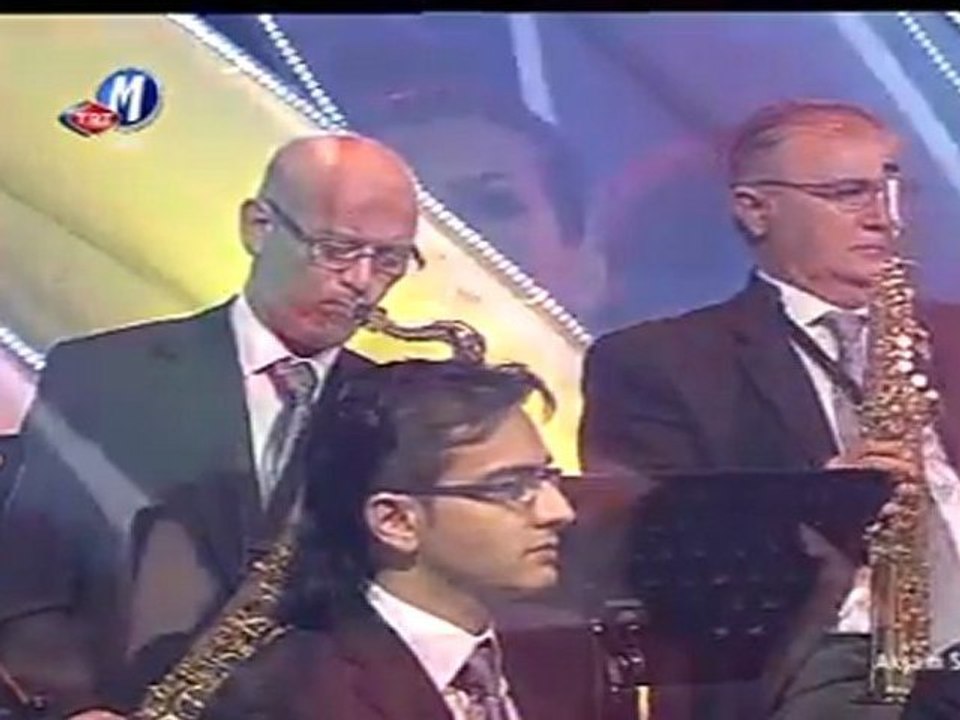 Neval Solak "Haykıracak Nefesim"