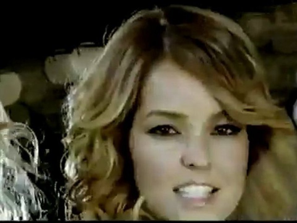 Kocaman Öpüyorum (Bengü)