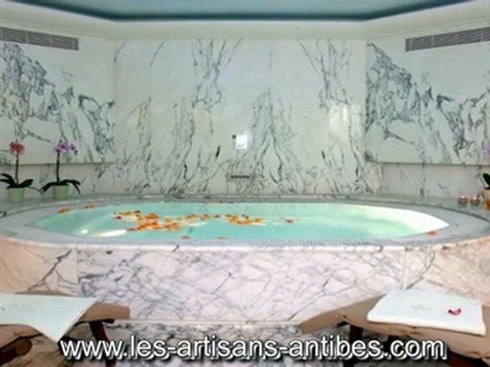 BAIGNOIRES ANTIBES