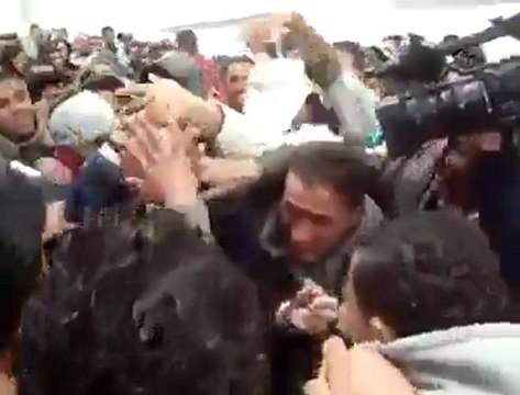 Tunisie: moncef Marzouki à la Cabah,janvier 2011 DEGAGE