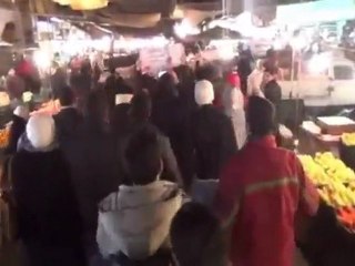 فري برس دمشق مظاهرة مقابل مبنى قيادة الشرطة 4 3 2012