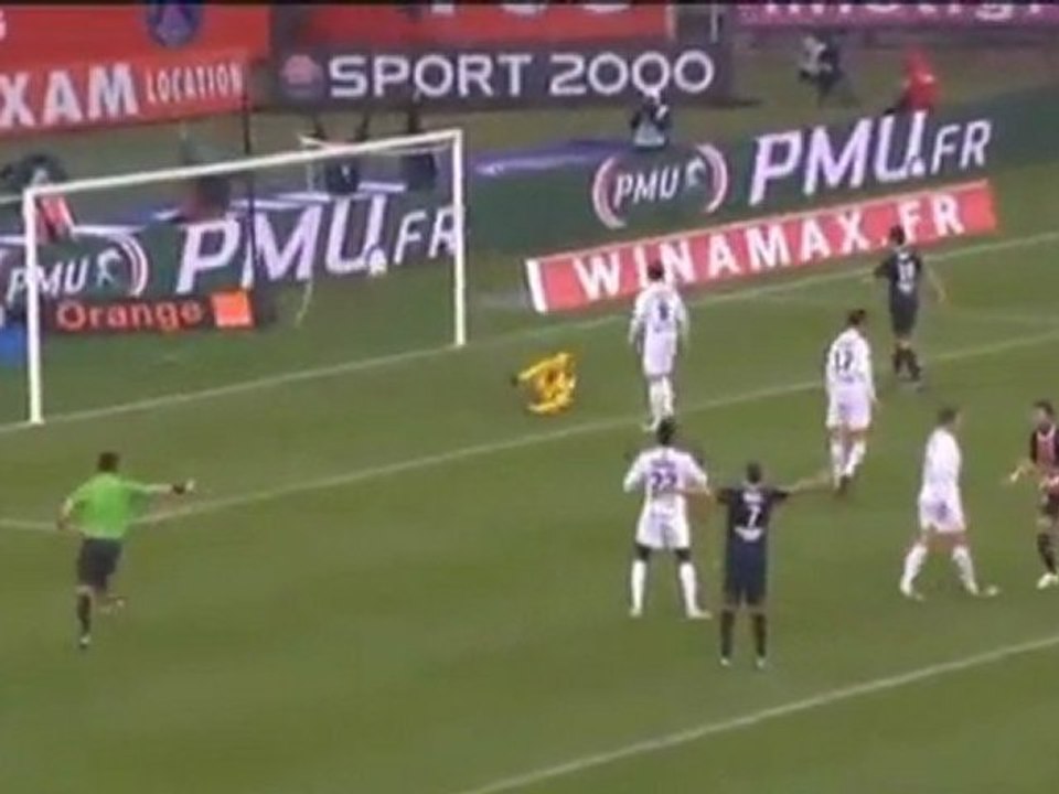 Pastore ballert PSG nach oben