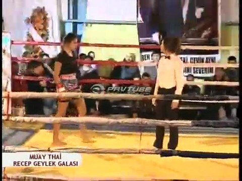 Manavgat Profesyonel Muay Thai Turnuvasi Cigdem Yuksel maci