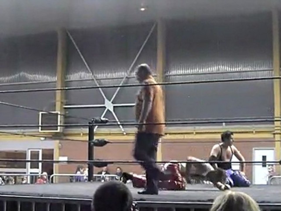 ICWA-NWA France Army 9 - Greg Fury VS Jay Lewis - 03/03/2012 - Laventie (62)