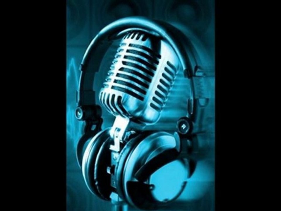 Bizi Ayırmasalar ( Sarılsak Ve Ağlasak ) - Denizhan ALKAN