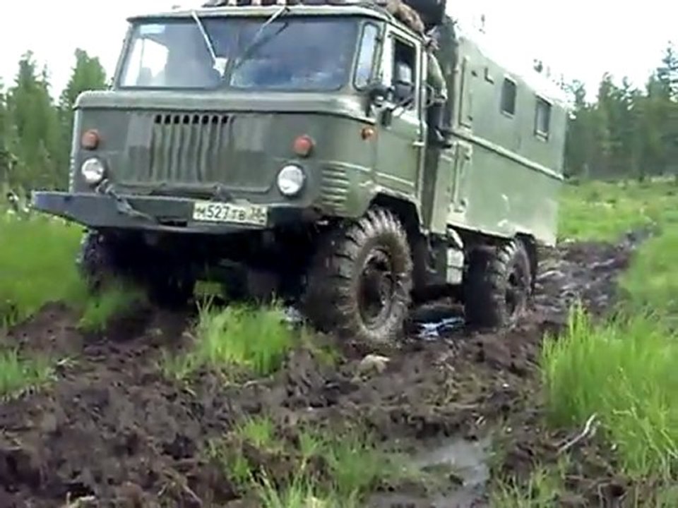 Army Truck GAZ-66 / ГАЗ66 в тайге
