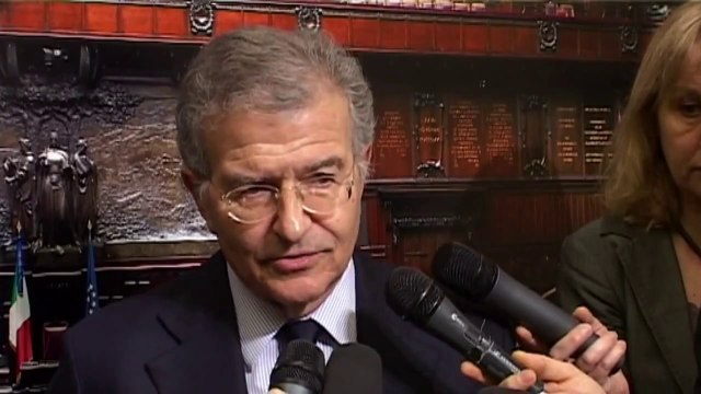 Cicchitto - Non confondiamo riforme istituzionali e grande coalizione (05.03.12)