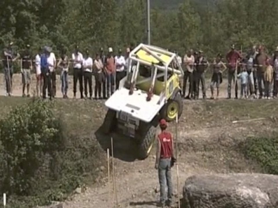 FILM OFFICIEL EUROPA TUCK TRIAL MONTALIEU 2010 (1° partie)
