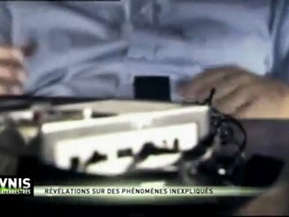 OVNI (1-2) - Extra terrestres Révélations sur des phénomènes inexpliqués