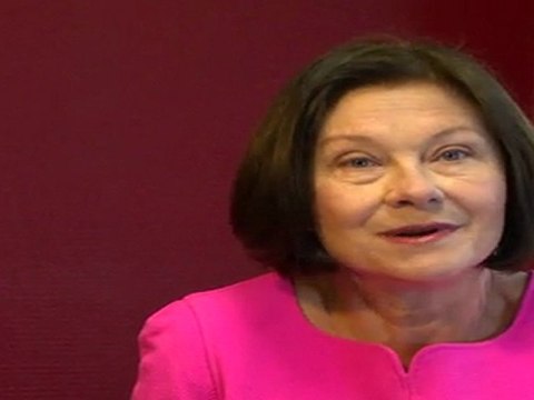 Macha Méril, comédienne et écrivain, soutient François Hollande