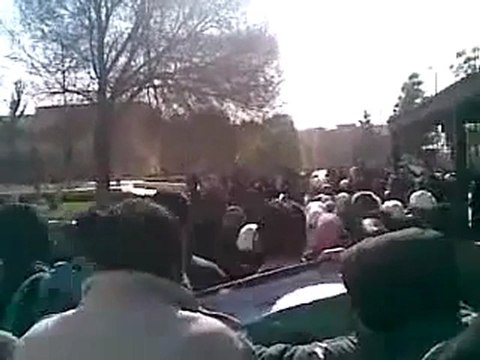 فري برس حلب الجامعة كلية الكهرباء الشعب يريد إعدام 5 3 2012 جـ3