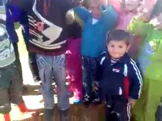 فري برس حلب  الأتارب   مظاهرة للأطفال النازحين  5 3 2012  ج1