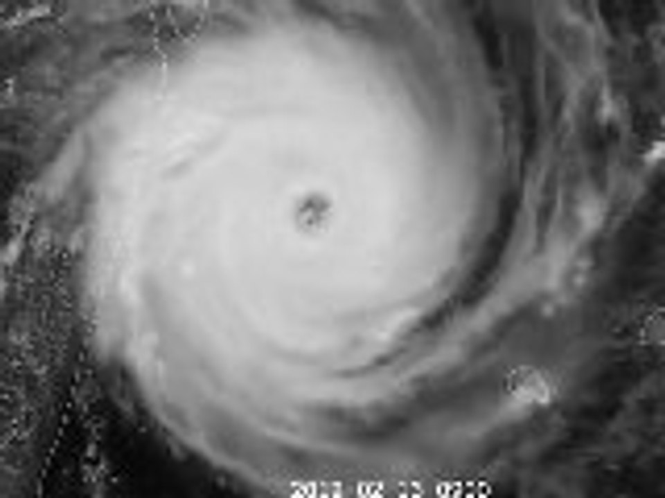 Meteosat 9 - Giovanna - 13-02-2012 -0300-1345 -  CH12.mpg