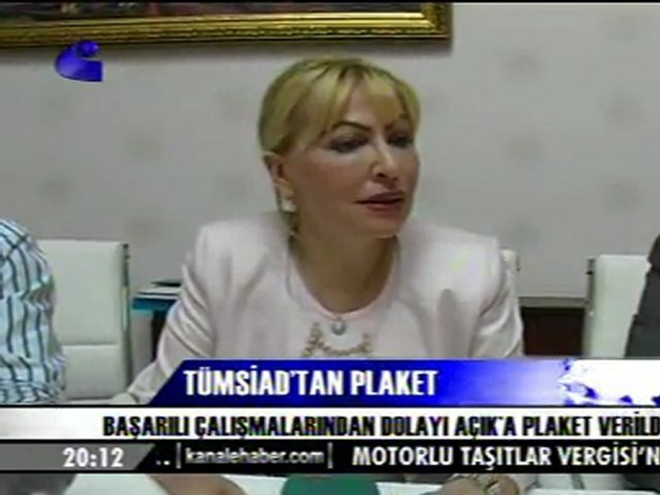 TÜMSİAD,  Prof. Dr. Yasemin Açık'a şükran plaketi takdim etti (Kanal E)
