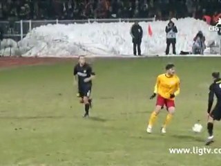 Necati Ates s'offre un but de toute beauté !