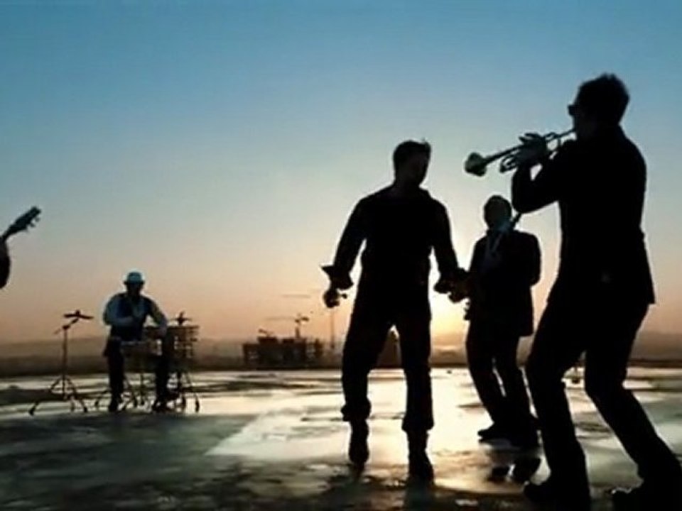 Gökhan Keser feat Sıla - Hadi Ordan