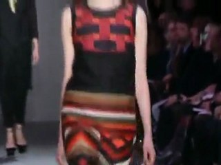 Giambattista Valli relives the 80's