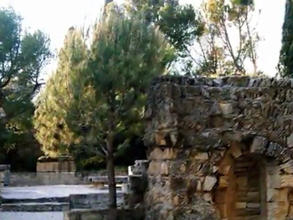 Promenade Villeneuve les Avignon