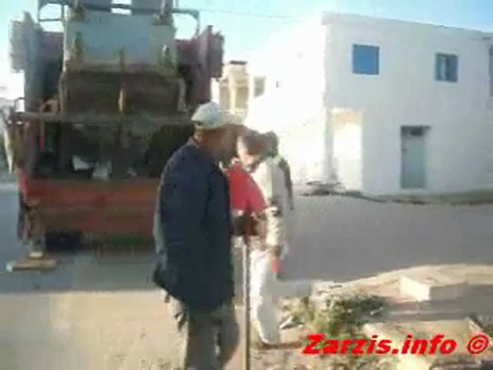 النظافة بجرجيس مسؤولية من؟ البلدية أو المواطن ؟ Zarzis