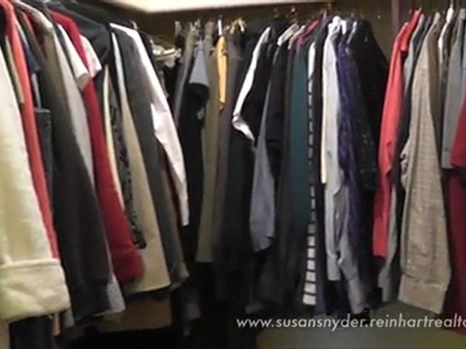 2569 Page Ave. - The Snyder Group - Reinhart Realtors