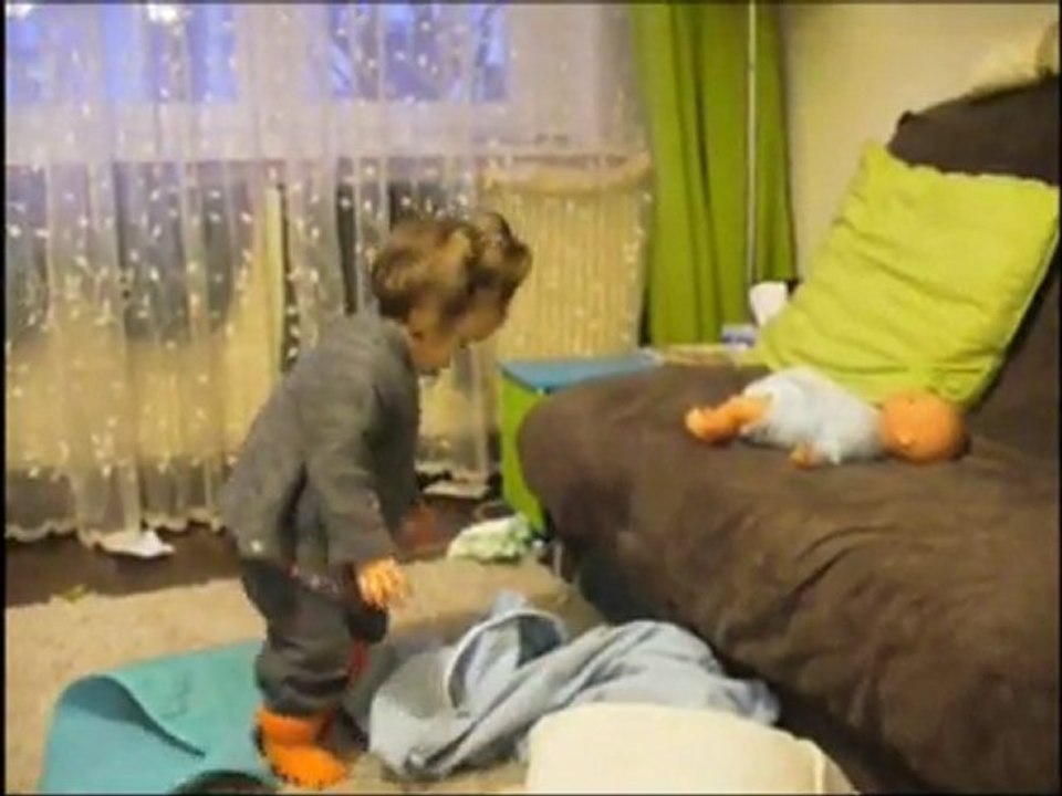 Je m'occupe de bébé et je range